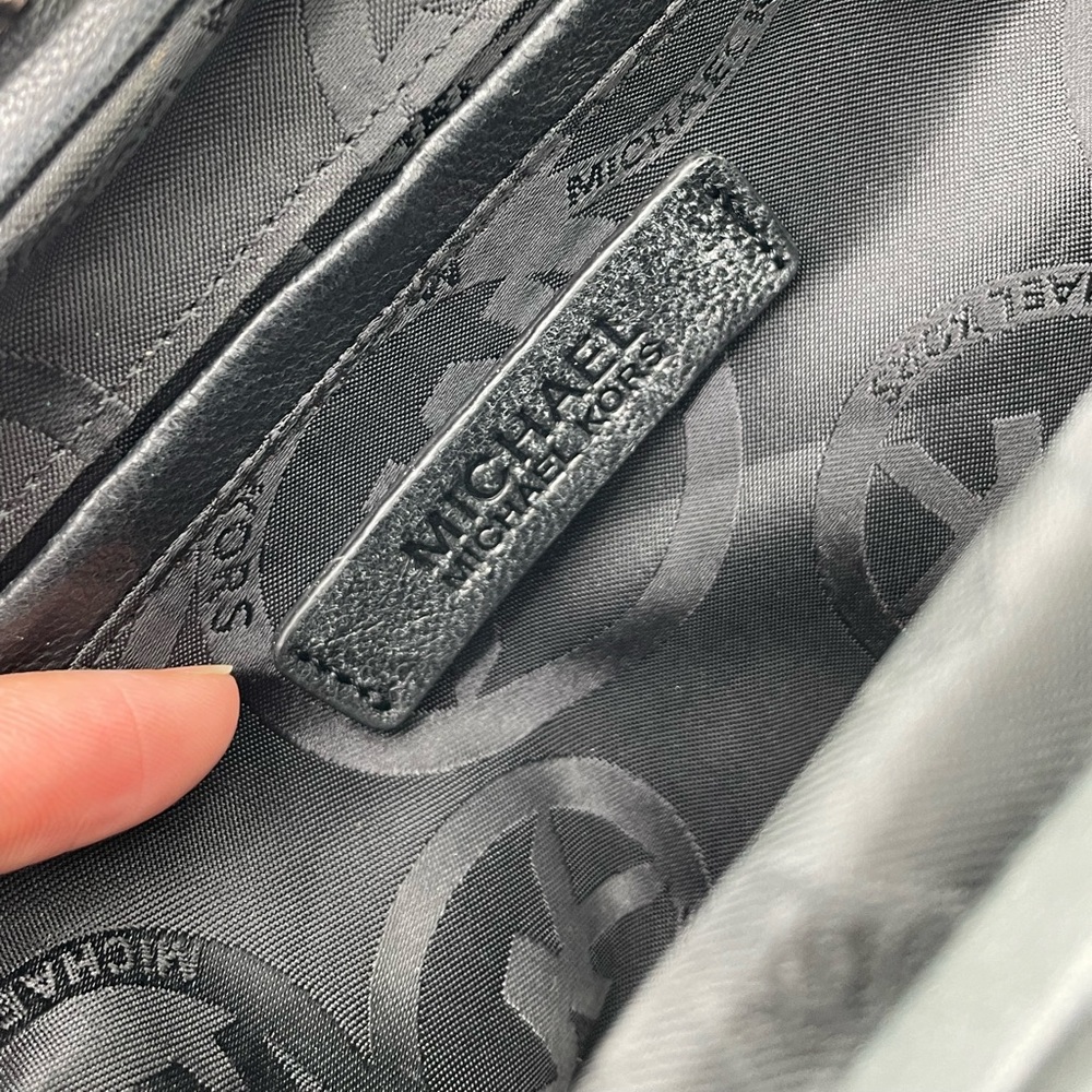 MK Small Wallet Pouch - Picture 9 of 11